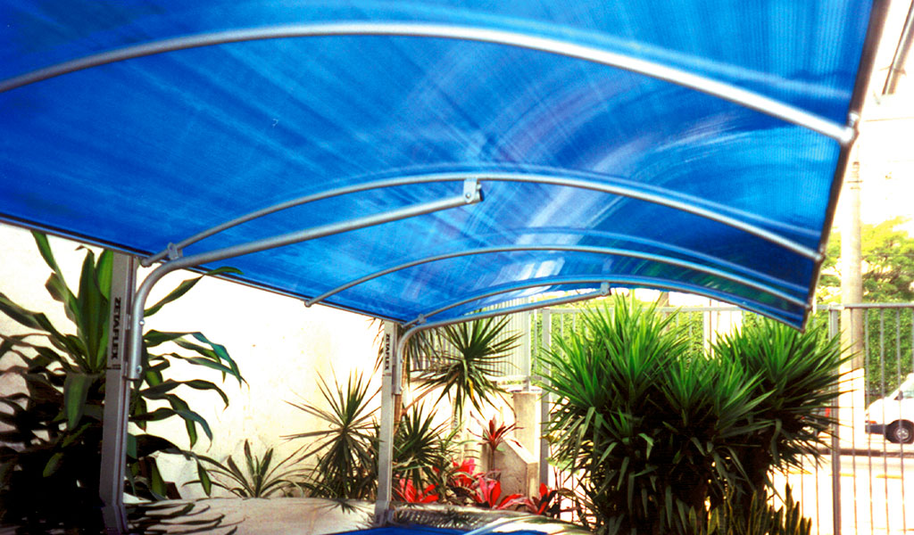 Carports ZetaClassic™ em policarbonato alveolar